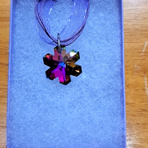 Jewelry - Daring Red Crystal Snowflake Necklace